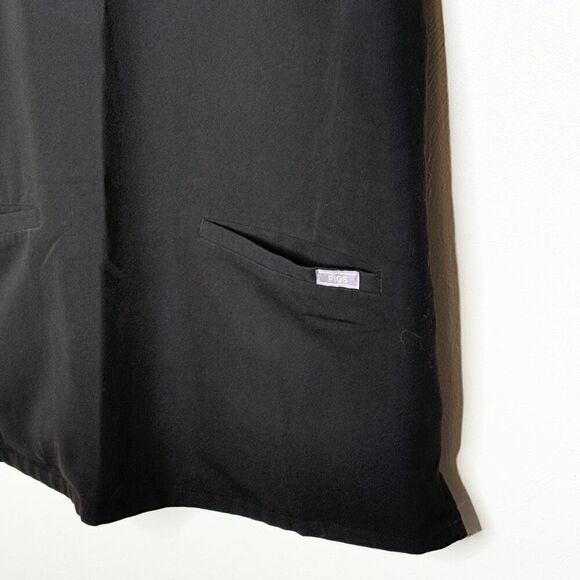 Figs Casma Gray V Neck Scrub Top - Women’s US M - Picture 3 of 7